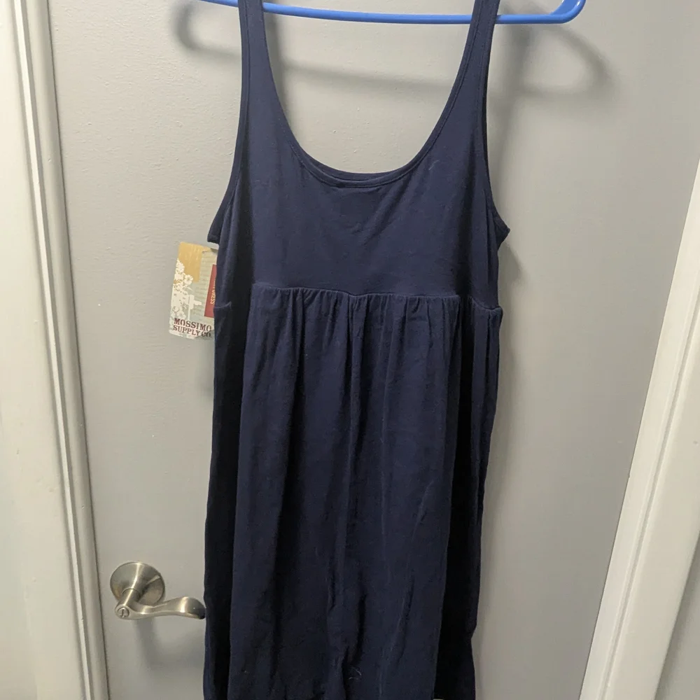 Mossimo Supply Co. Deep Blue Top - Picture 4 of 4